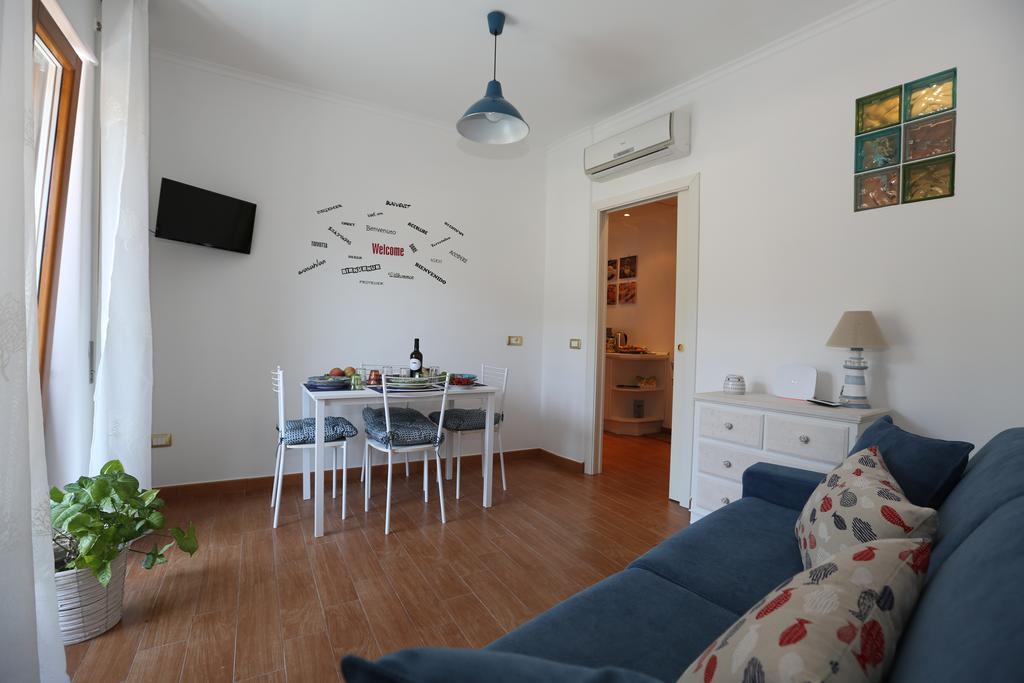 Casa Di Flo Lejlighed Sorrento Eksteriør billede