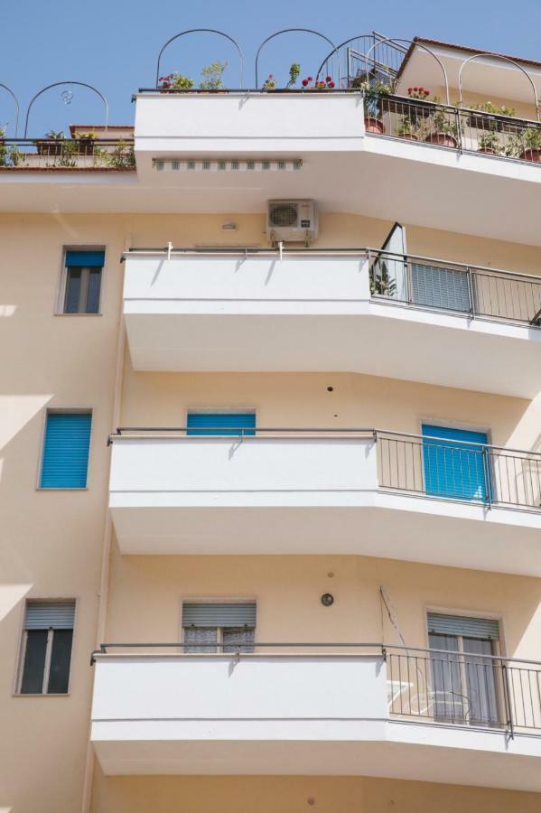 Casa Di Flo Lejlighed Sorrento Eksteriør billede